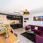 Aparthotel Marina-bay-resort - With Pool - First Line To The Sea 4*