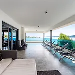 Marina-bay-resort - With Pool - First Line To The Sea 4* Sukošan