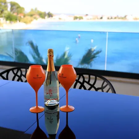 Marina-bay-resort - With Pool - First Line To The Sea 4*