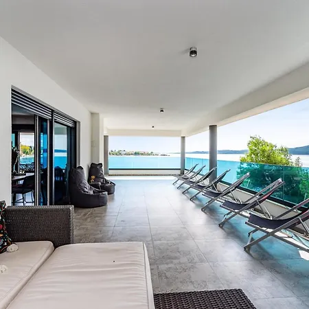 Marina-bay-resort - With Pool - First Line To The Sea 4* Sukošan