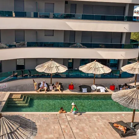 Marina-bay-resort - With Pool - First Line To The Sea Sukošan