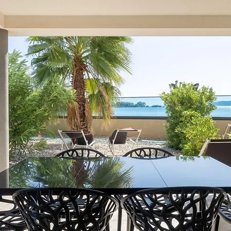Marina-bay-resort - With Pool - First Line To The Sea 4* Sukošan