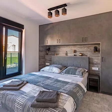 アパートホテル Marina-bay-resort 4*