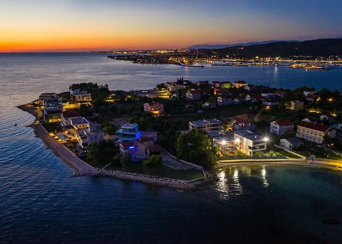 Marina-bay-resort - With Pool - First Line To The Sea 4* Sukošan