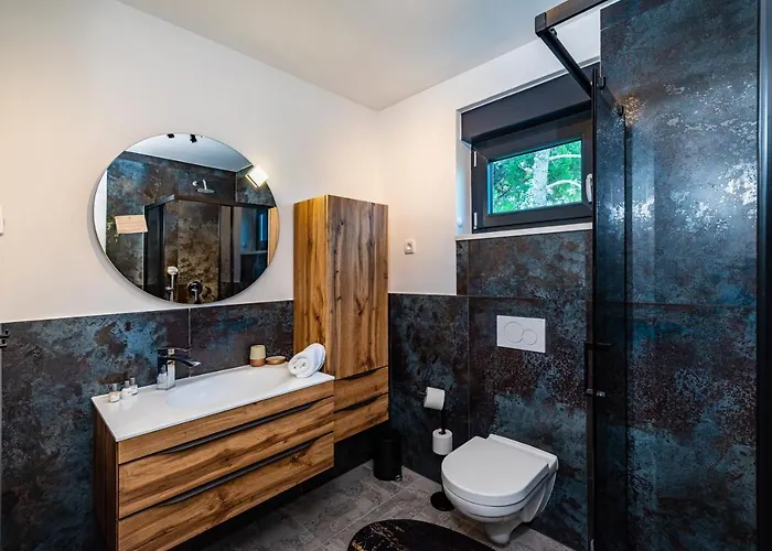 Hotel apartamentowy Marina-bay-resort - With Pool - First Line To The Sea Sukošan