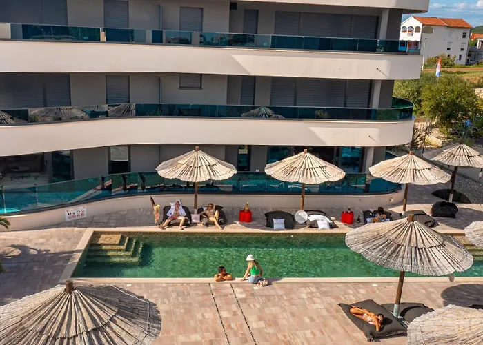 Marina-bay-resort - With Pool - First Line To The Sea Sukošan