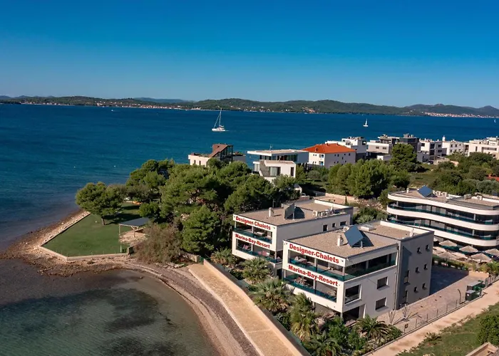Marina-bay-resort - With Pool - First Line To The Sea Hotel apartamentowy 4*