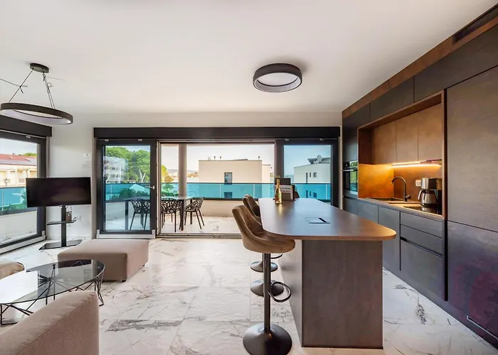 Aparthotel Marina-bay-resort 4*