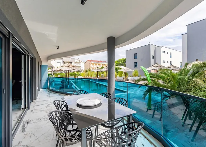 Marina-bay-resort - With Pool - First Line To The Sea Sukošan