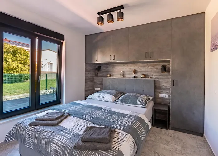 アパートホテル Marina-bay-resort 4*