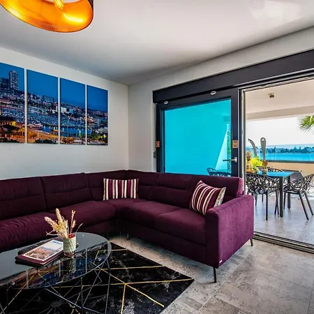 Marina-bay-resort Сукошан