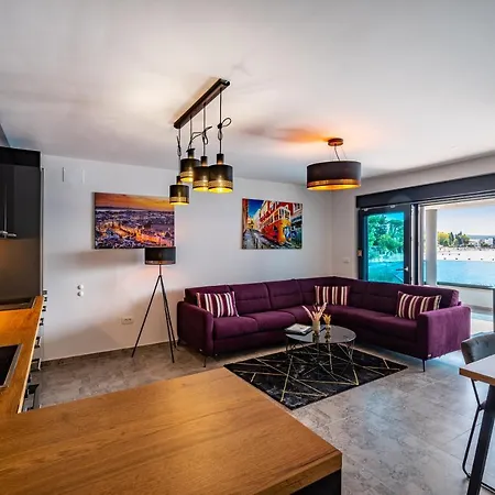 Marina-bay-resort Sukošan