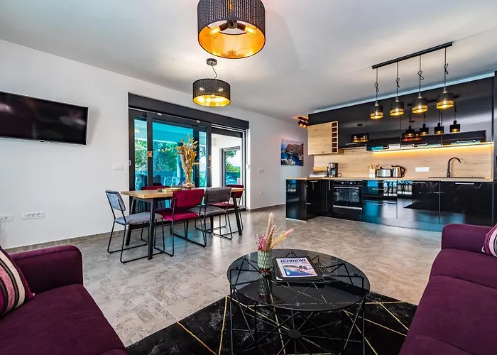 Marina-bay-resort Aparthotel Sukosan