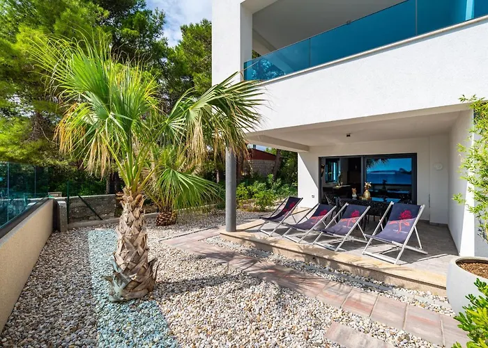 Marina-bay-resort - With Pool - First Line To The Sea Apart Otel 4*