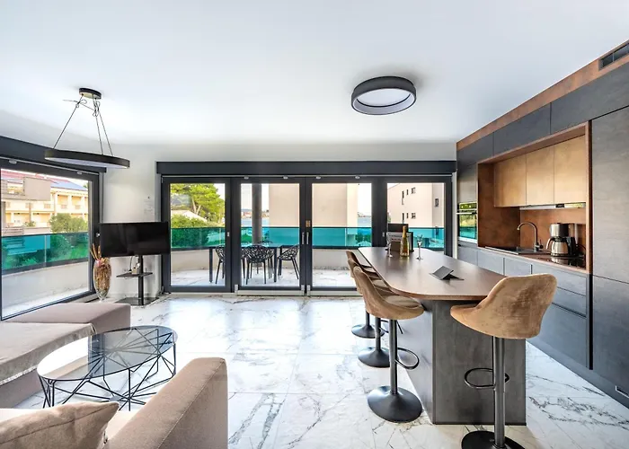 Marina-bay-resort 4* Sukosan