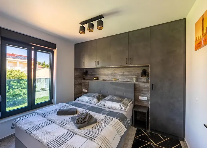 Marina-bay-resort Aparthotel Sukosan